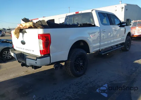 2019 Ford F-250 Lariat из США, поврежденный, VIN 1FT7W2BT3KED83311